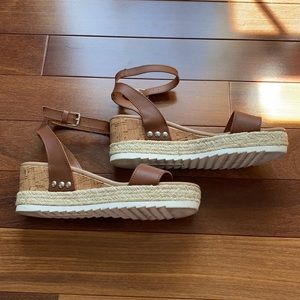 Steve Madden Jewel Leather Wedges!